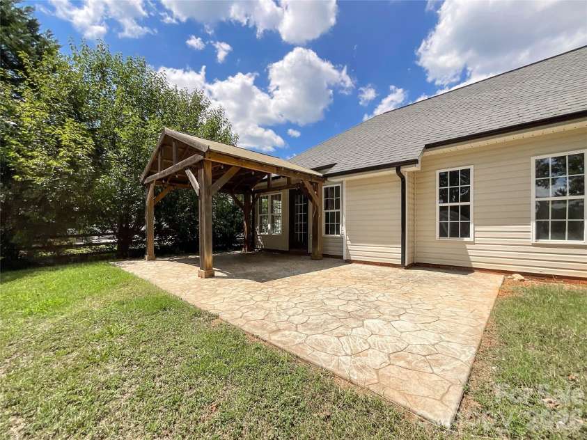 2007 Gambrel Way, Monroe, NC 28112.  MLS# CAR4403729, YatesRealty ID 37534. 