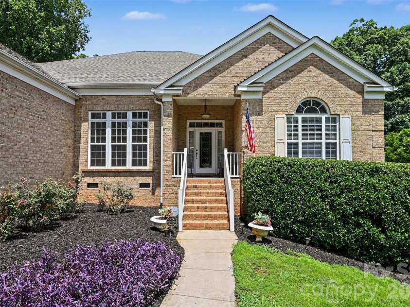 119 Egrets Walk Place, Mooresville, NC 28117.  MLS# CAR4404080, YatesRealty ID 37535. 