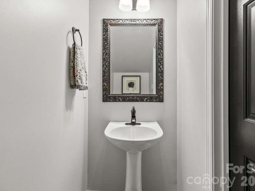 155 Cypress Landing Drive, Mooresville, NC 28117.  MLS# CAR4398455, YatesRealty ID 37537. 1/2 Bath on main level