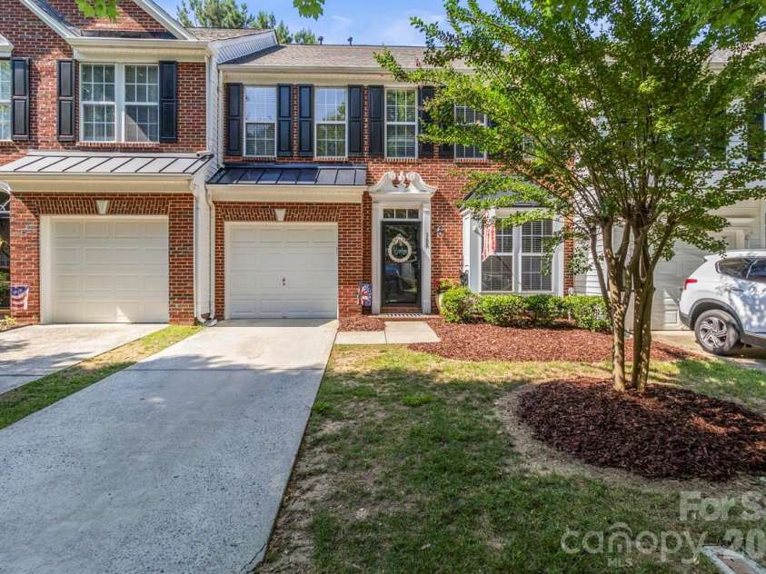 155 Cypress Landing Drive, Mooresville, NC 28117.  MLS# CAR4398455, YatesRealty ID 37537. 