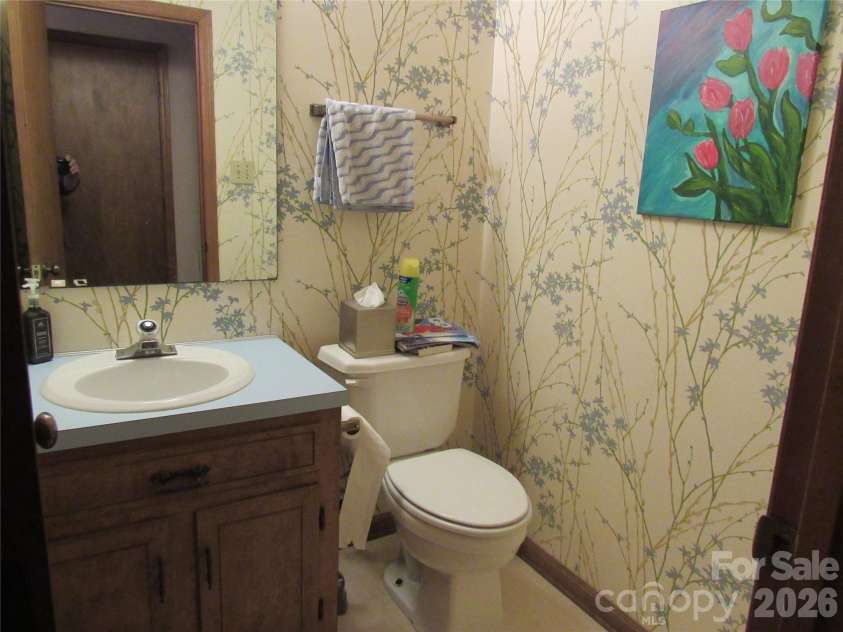 106 Neely Court, Rock Hill, SC 29732.  MLS# CAR4403861, YatesRealty ID 37538. 