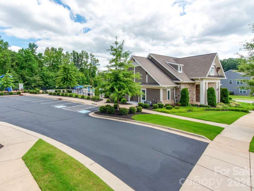 11013 Charmont Place, Huntersville, NC 28078.  MLS# CAR4396560, YatesRealty ID 37542. 