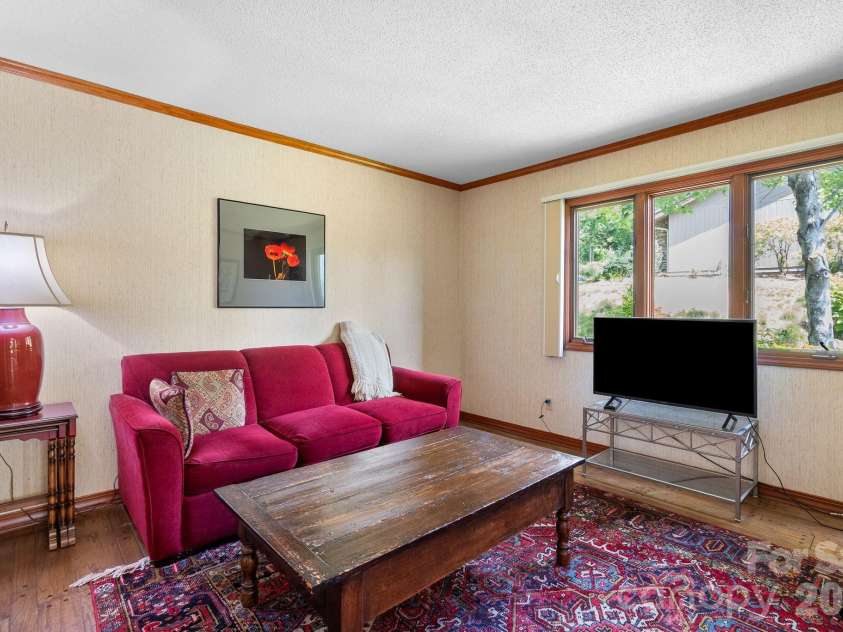 48 Stony Ridge, Asheville, NC 28804.  MLS# CAR4397346, YatesRealty ID 37545. The den would make a great dedicated office, additional guest space or hobby room.