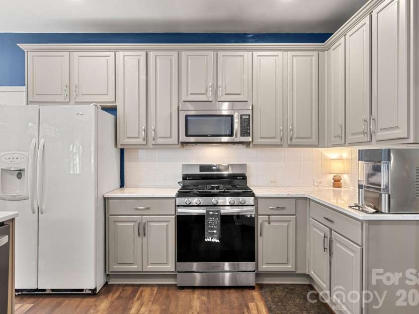 324 Brixham Place, Fort Mill, SC 29708.  MLS# CAR4389709, YatesRealty ID 37546. 