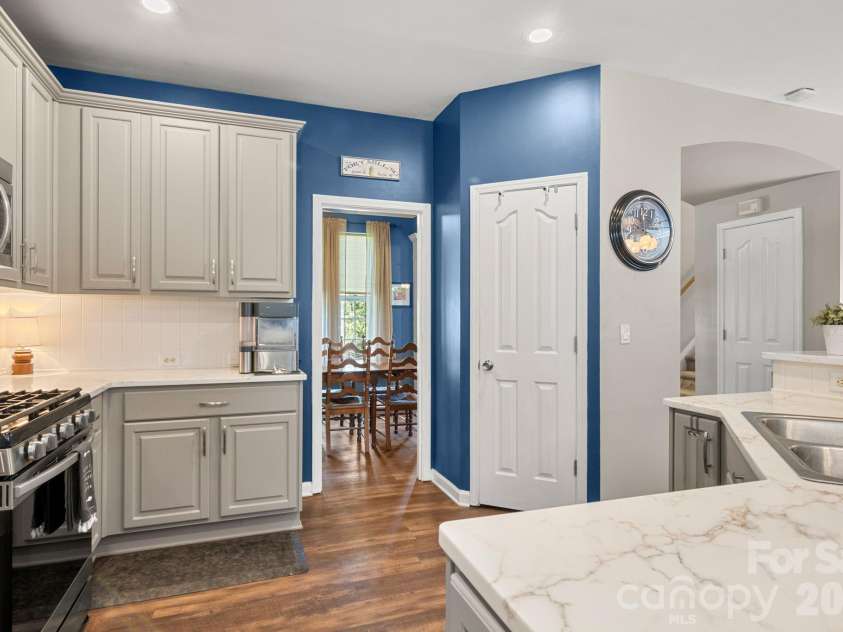 324 Brixham Place, Fort Mill, SC 29708.  MLS# CAR4389709, YatesRealty ID 37546. 