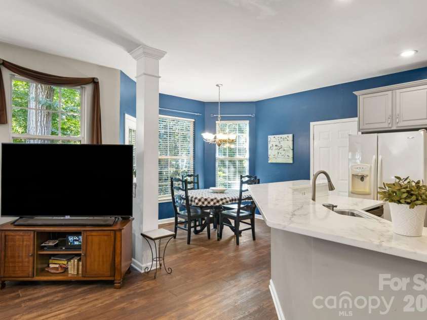 324 Brixham Place, Fort Mill, SC 29708.  MLS# CAR4389709, YatesRealty ID 37546. 
