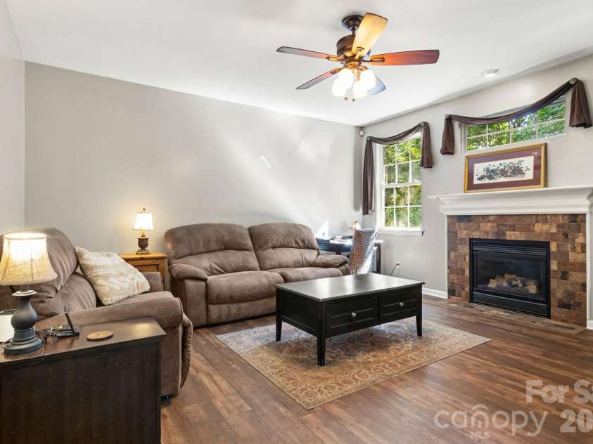 324 Brixham Place, Fort Mill, SC 29708.  MLS# CAR4389709, YatesRealty ID 37546. 