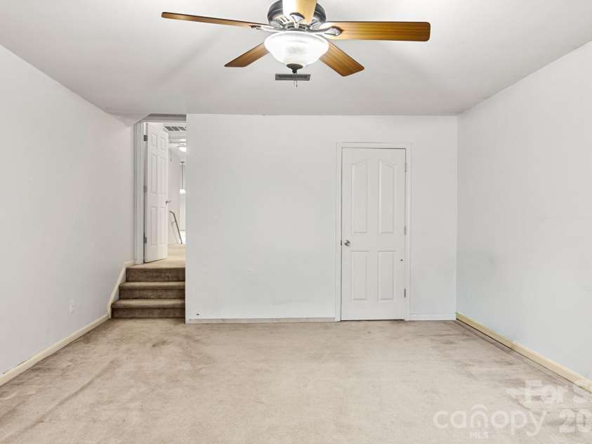 324 Brixham Place, Fort Mill, SC 29708.  MLS# CAR4389709, YatesRealty ID 37546. 