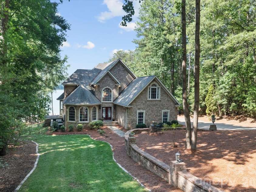 151 Eagle Chase Lane, Troutman, NC 28166.  MLS# CAR4393267, YatesRealty ID 37547. 