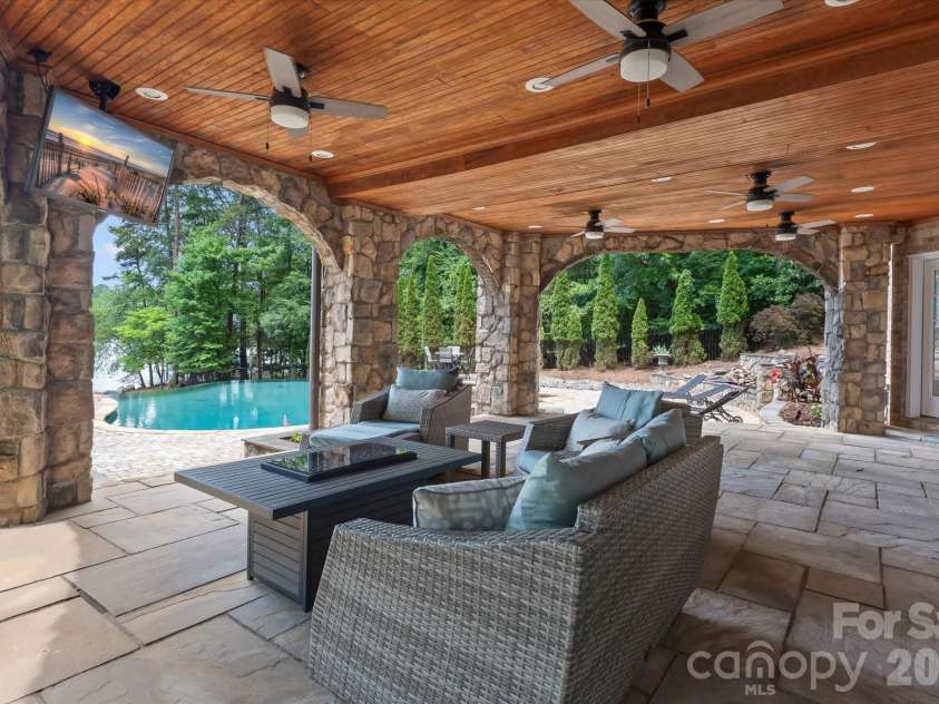 151 Eagle Chase Lane, Troutman, NC 28166.  MLS# CAR4393267, YatesRealty ID 37547. 