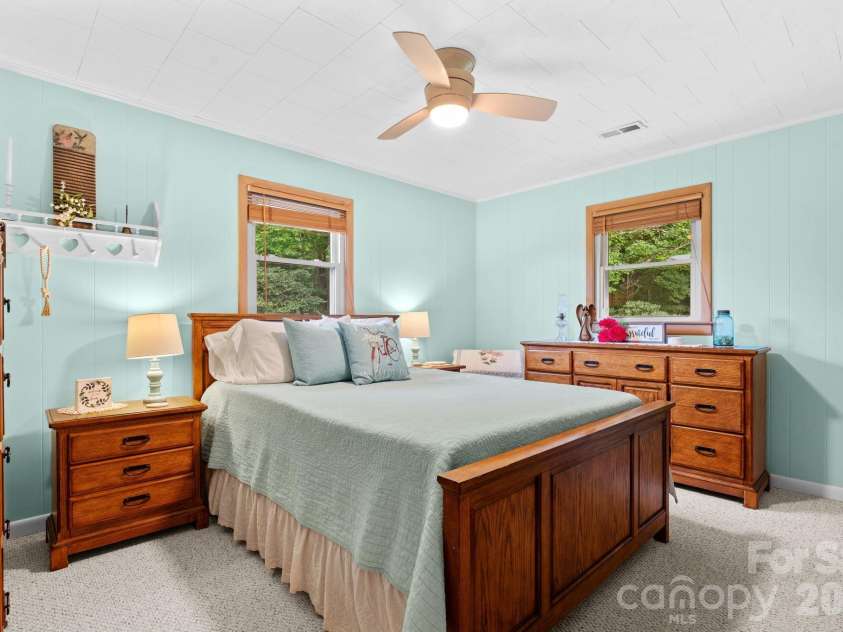 1013 Perry Road, West Jefferson, NC 28694.  MLS# CAR4404579, YatesRealty ID 37549. 