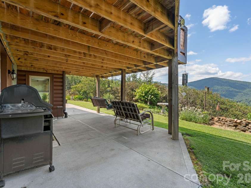 1013 Perry Road, West Jefferson, NC 28694.  MLS# CAR4404579, YatesRealty ID 37549. 