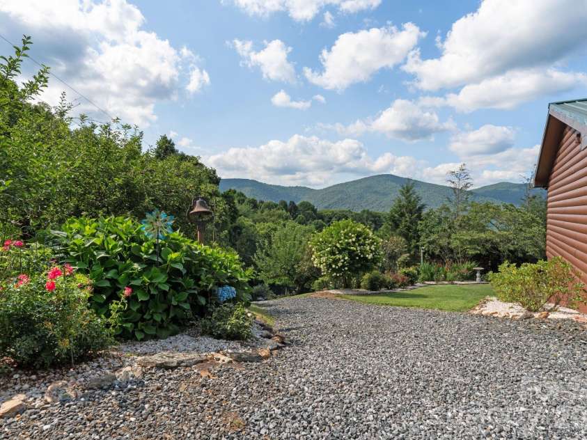 1013 Perry Road, West Jefferson, NC 28694.  MLS# CAR4404579, YatesRealty ID 37549. 