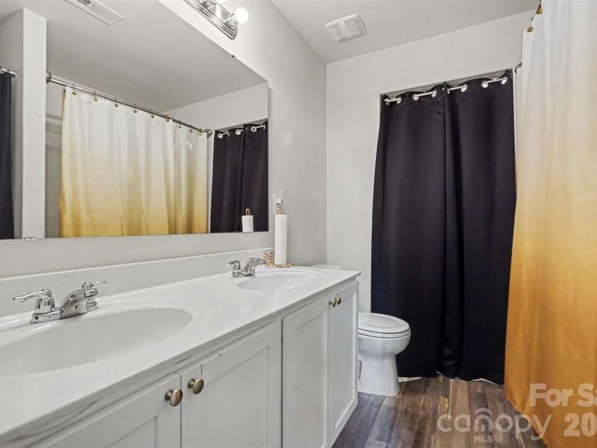 347 Cornwall Drive, Salisbury, NC 28147.  MLS# CAR4405138, YatesRealty ID 37551. 