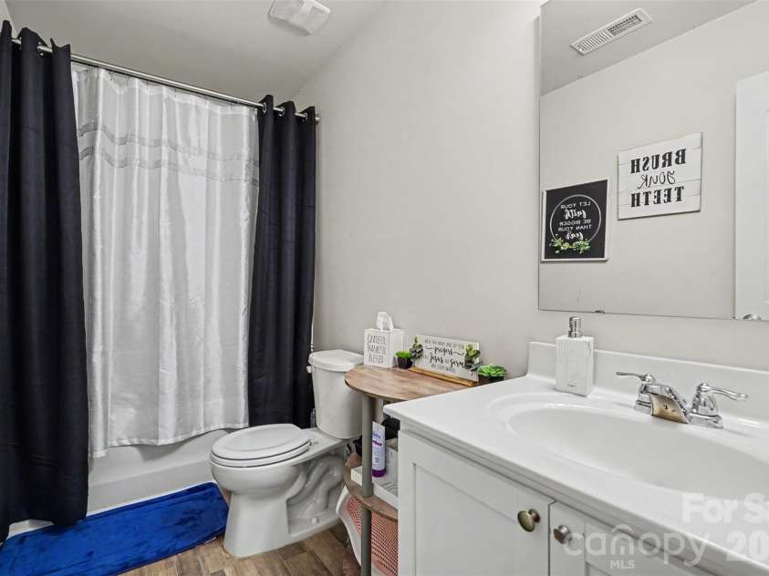 347 Cornwall Drive, Salisbury, NC 28147.  MLS# CAR4405138, YatesRealty ID 37551. 
