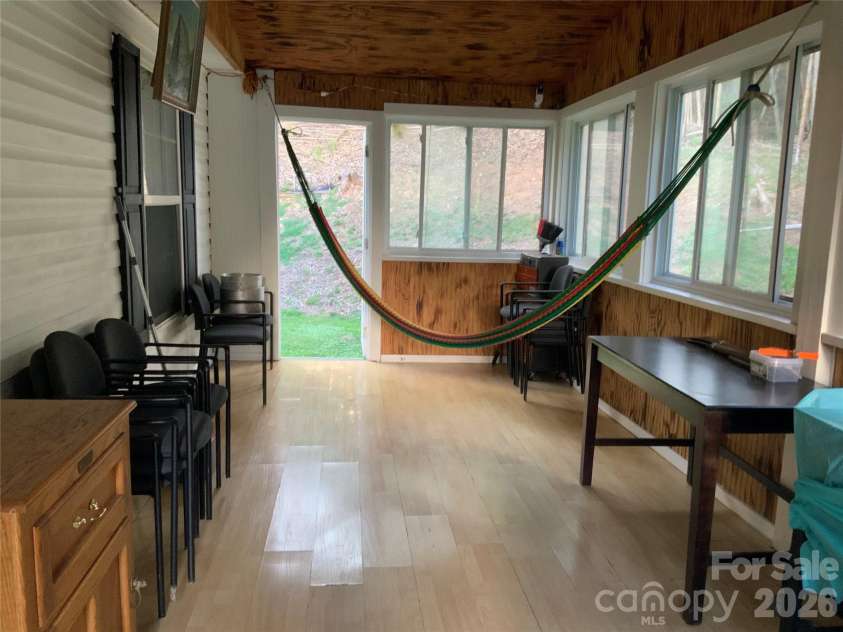 129 Concord Road, Asheville, NC 28803.  MLS# CAR4404084, YatesRealty ID 37552. 
