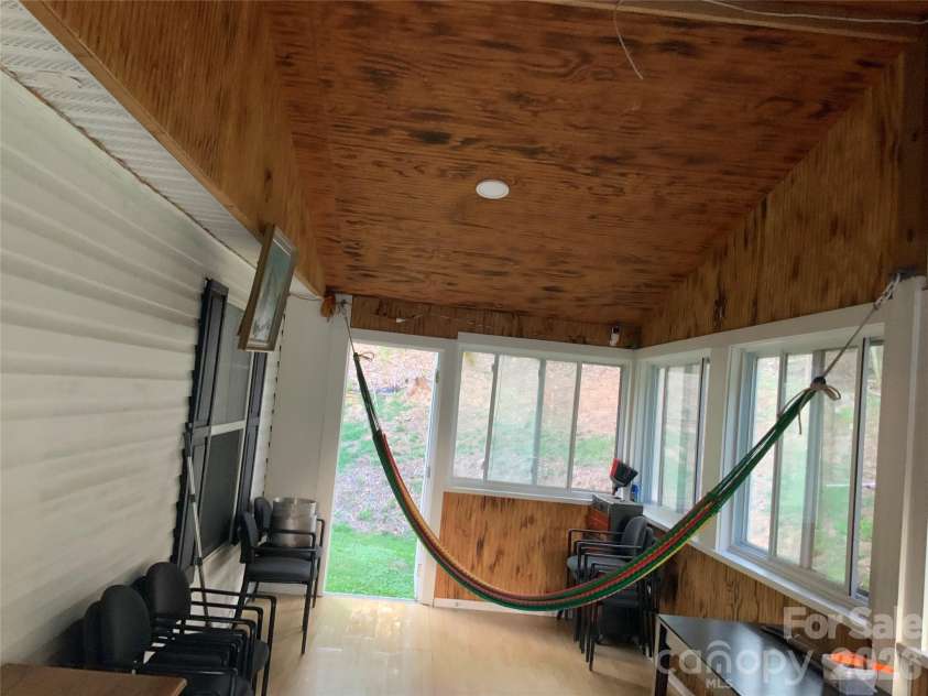 129 Concord Road, Asheville, NC 28803.  MLS# CAR4404084, YatesRealty ID 37552. 
