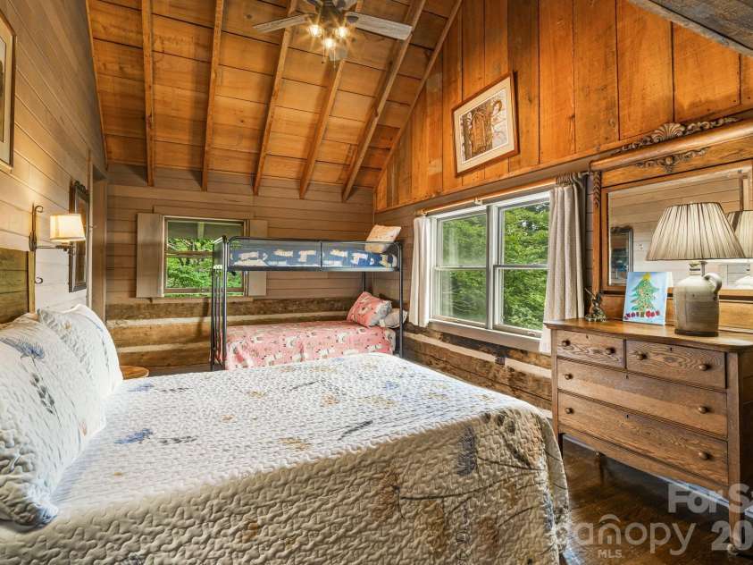 692 Mckinney Gap Drive, Mars Hill, NC 28754.  MLS# CAR4399041, YatesRealty ID 37553. 