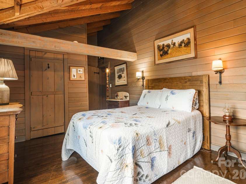 692 Mckinney Gap Drive, Mars Hill, NC 28754.  MLS# CAR4399041, YatesRealty ID 37553. 