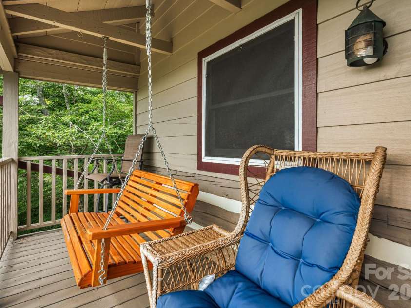 692 Mckinney Gap Drive, Mars Hill, NC 28754.  MLS# CAR4399041, YatesRealty ID 37553. 