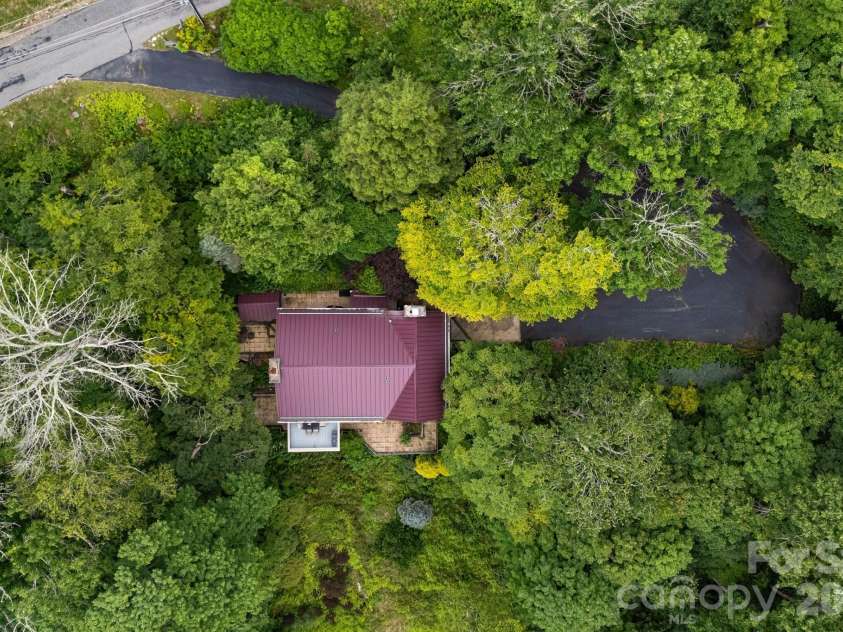 692 Mckinney Gap Drive, Mars Hill, NC 28754.  MLS# CAR4399041, YatesRealty ID 37553. 