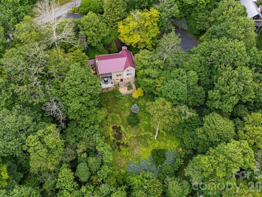 692 Mckinney Gap Drive, Mars Hill, NC 28754.  MLS# CAR4399041, YatesRealty ID 37553. 