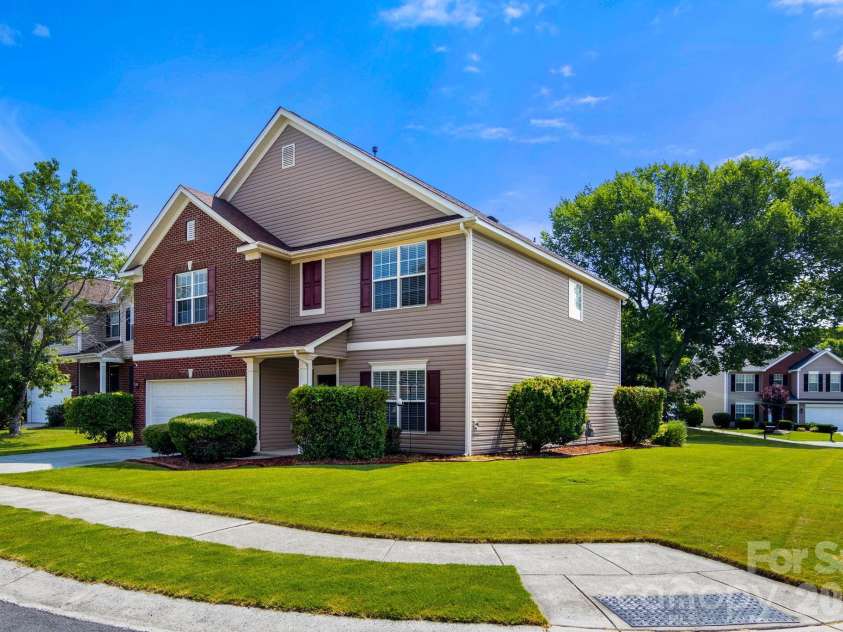 3102 Broad Plum Lane, Indian Trail, NC 28079.  MLS# CAR4401259, YatesRealty ID 37558. 