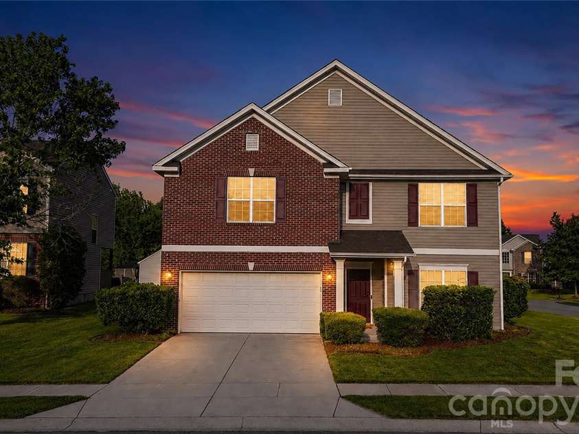 3102 Broad Plum Lane, Indian Trail, NC 28079.  MLS# CAR4401259, YatesRealty ID 37558. Welcome Home