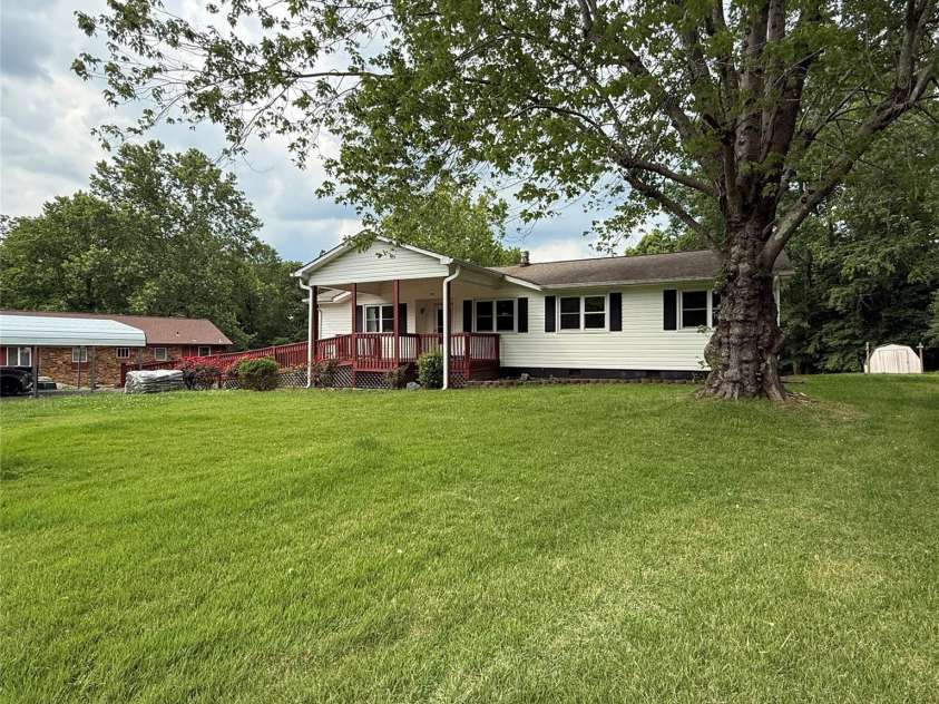 210 Bleynat Street, Valdese, NC 28690.  MLS# CAR4393221, YatesRealty ID 37559. 