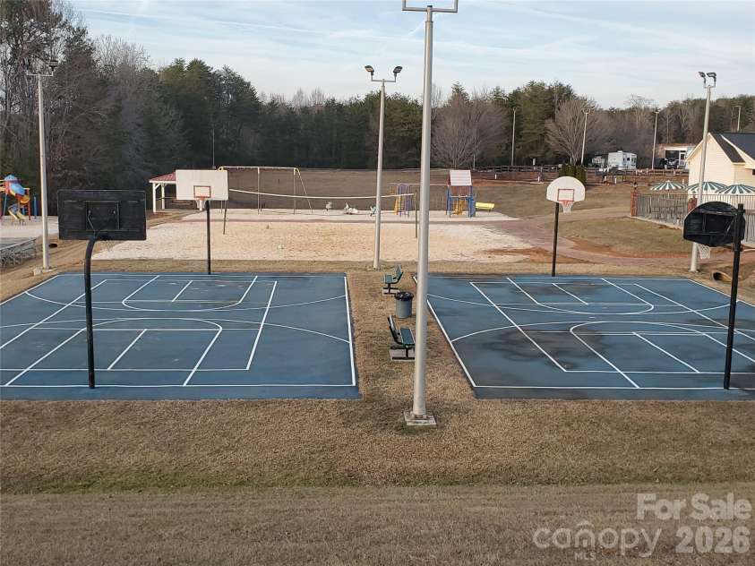 101 Cardinal Drive, New London, NC 28127.  MLS# CAR4340297, YatesRealty ID 3756. Basketball Courts