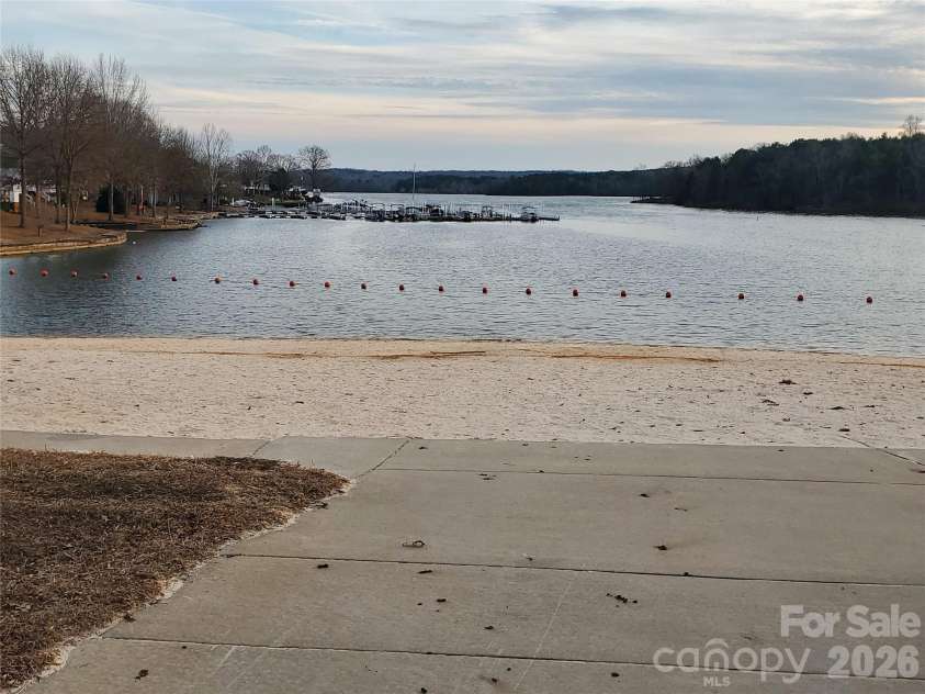 101 Cardinal Drive, New London, NC 28127.  MLS# CAR4340297, YatesRealty ID 3756. Beach Area