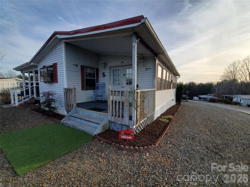 101 Cardinal Drive, New London, NC 28127.  MLS# CAR4340297, YatesRealty ID 3756. Front