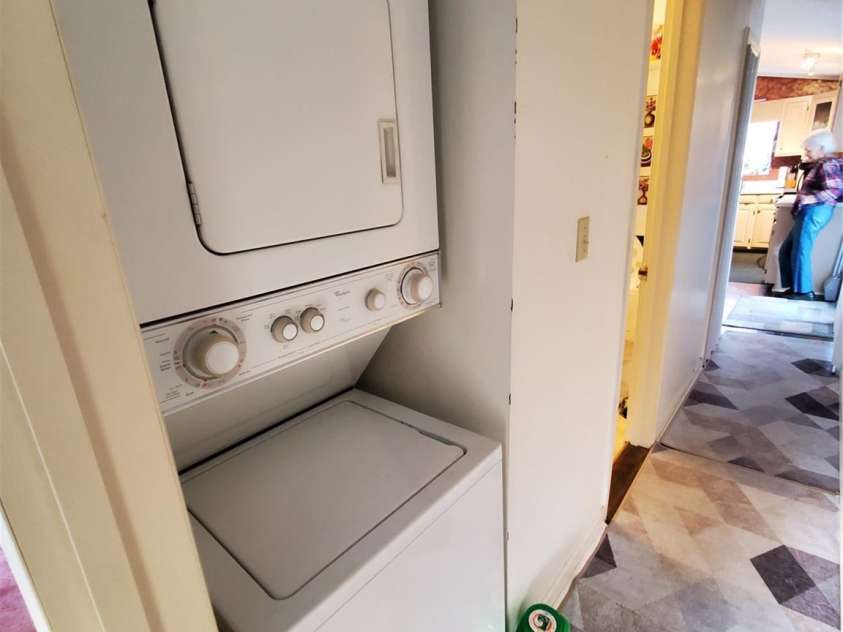 101 Cardinal Drive, New London, NC 28127.  MLS# CAR4340297, YatesRealty ID 3756. Laundry Area