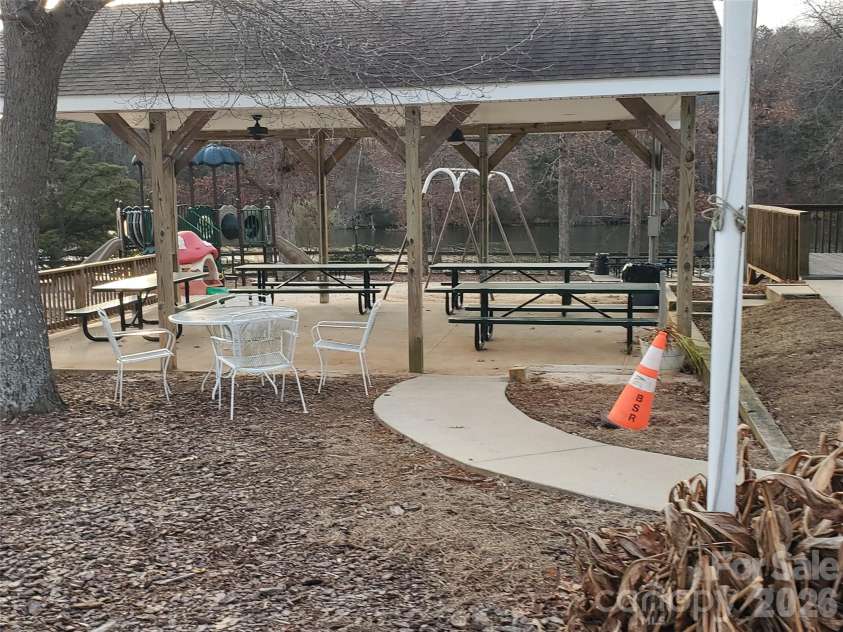 101 Cardinal Drive, New London, NC 28127.  MLS# CAR4340297, YatesRealty ID 3756. Playgroud