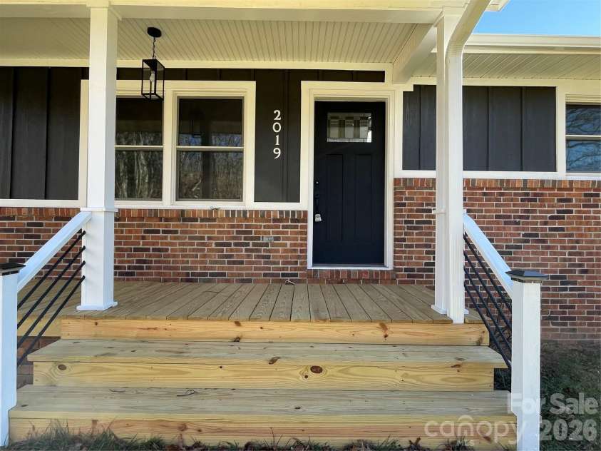 2019 Dale Road, Spruce Pine, NC 28777.  MLS# CAR4335302, YatesRealty ID 3756. 