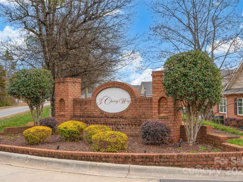 8439 Sonata Court, Denver, NC 28037.  MLS# CAR4229137, YatesRealty ID 3756. 