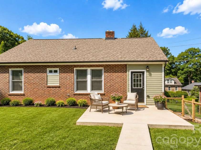 10 Enka Oak Street, Candler, NC 28715.  MLS# CAR4398797, YatesRealty ID 37561. Virtually staged