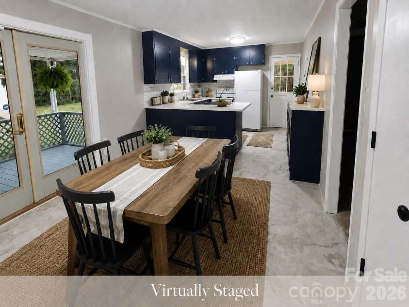 930 Eastview Street, Shelby, NC 28152.  MLS# CAR4398911, YatesRealty ID 37564. Kitchen and dining virtually staged.