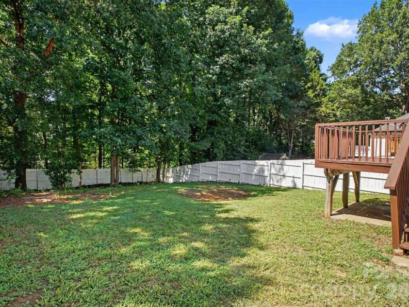 1606 Dendy Lane, Pineville, NC 28134.  MLS# CAR4404184, YatesRealty ID 37566. 