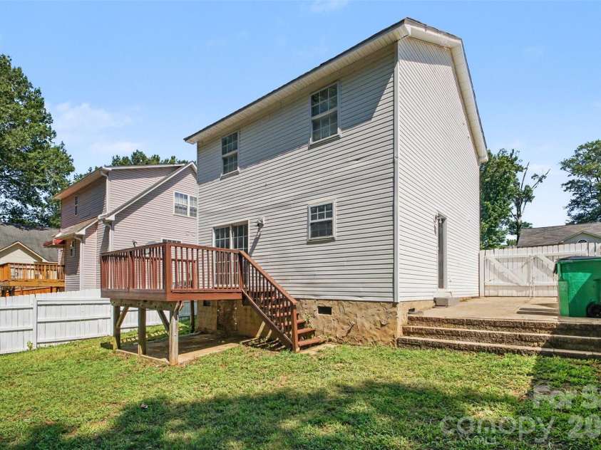 1606 Dendy Lane, Pineville, NC 28134.  MLS# CAR4404184, YatesRealty ID 37566. 
