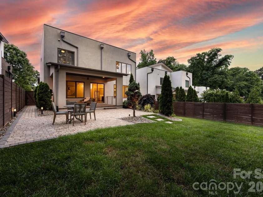1310 Levy Way, Charlotte, NC 28205.  MLS# CAR4368279, YatesRealty ID 37568. Backyard