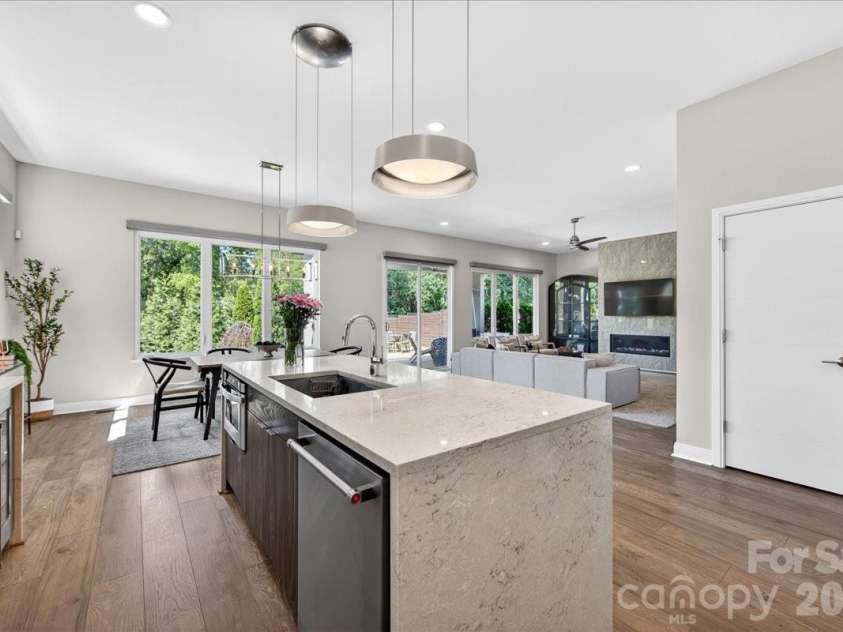 1310 Levy Way, Charlotte, NC 28205.  MLS# CAR4368279, YatesRealty ID 37568. Kitchen