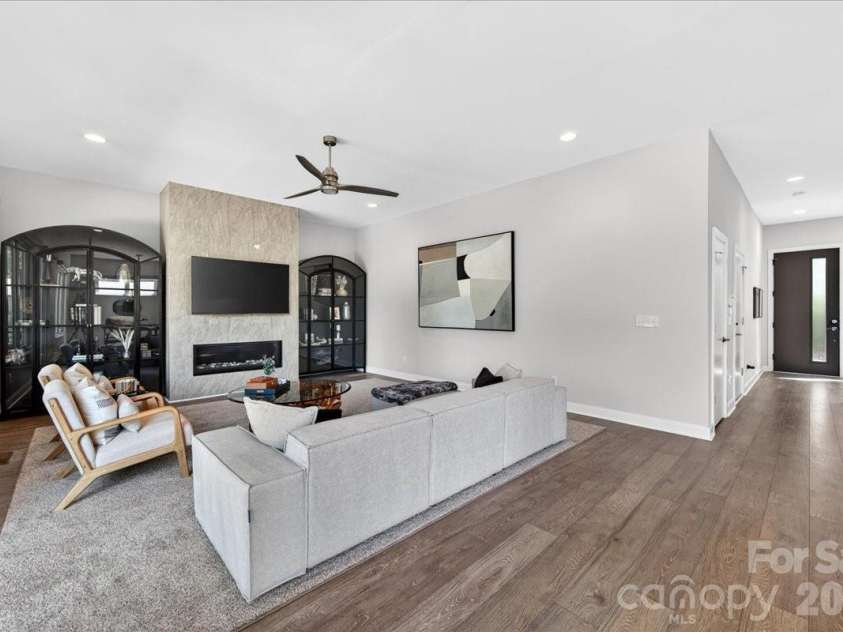 1310 Levy Way, Charlotte, NC 28205.  MLS# CAR4368279, YatesRealty ID 37568. Living Room