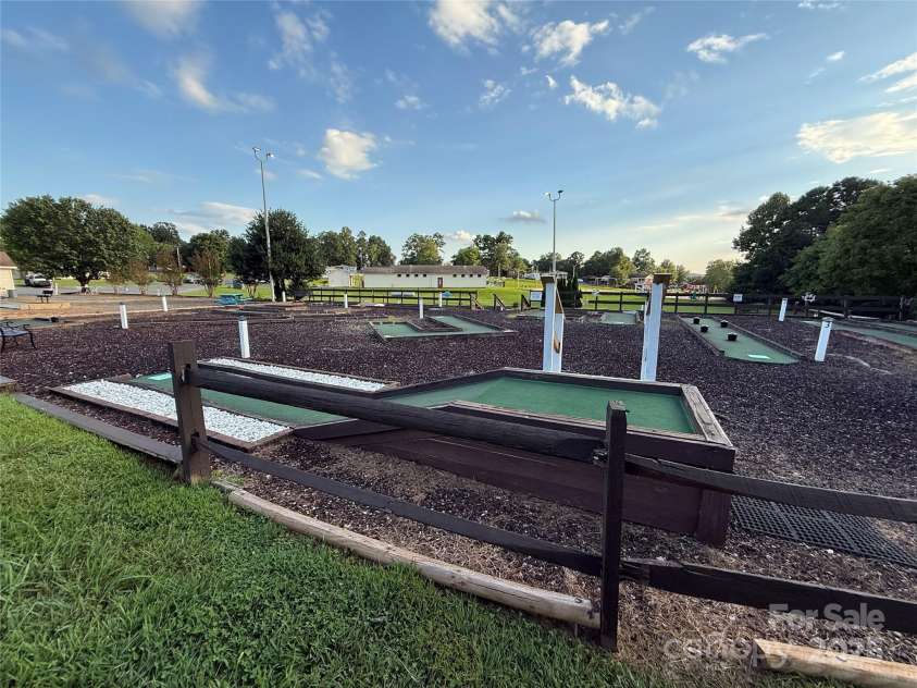 111 Club House Extension, New London, NC 28127.  MLS# CAR4295285, YatesRealty ID 3757. Putt-Putt