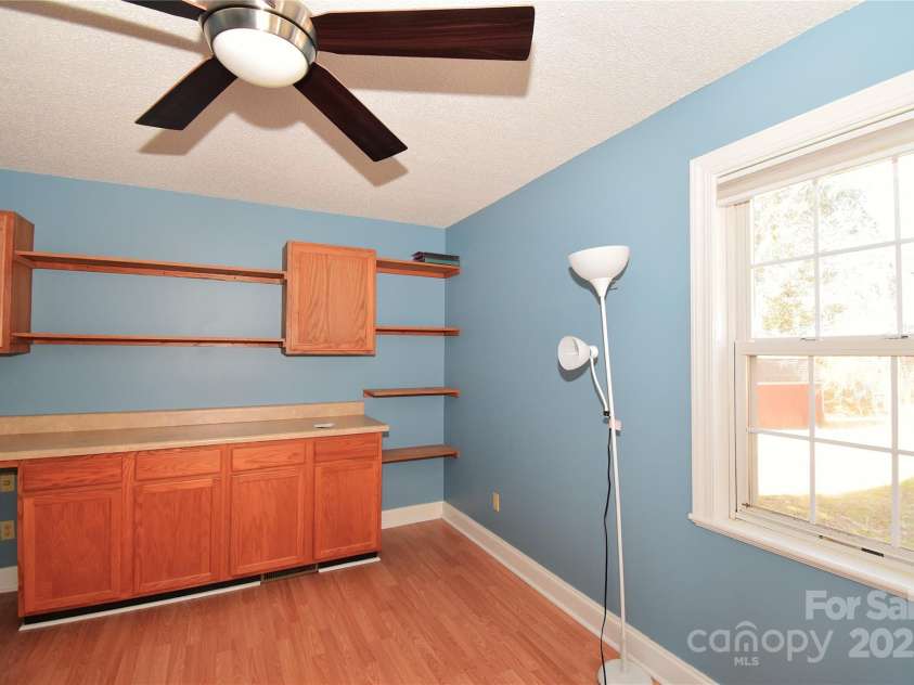 233 Ledbetter Road, Arden, NC 28704.  MLS# CAR4332702, YatesRealty ID 3757. 
