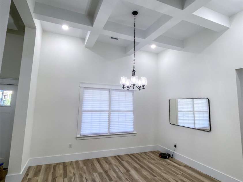 409 19th Avenue Circle, Hickory, NC 28601.  MLS# CAR4183805, YatesRealty ID 3757. 