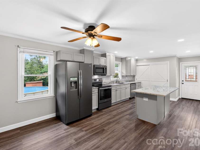 109 Woodruff Court, Moore, SC 29369.  MLS# CAR4388403, YatesRealty ID 37570. 
