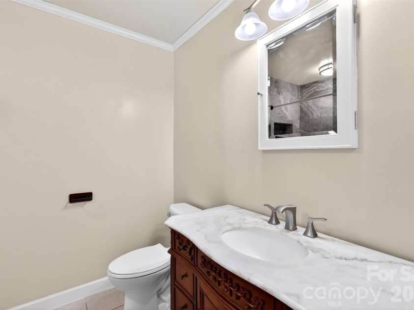 109 Woodruff Court, Moore, SC 29369.  MLS# CAR4388403, YatesRealty ID 37570. 