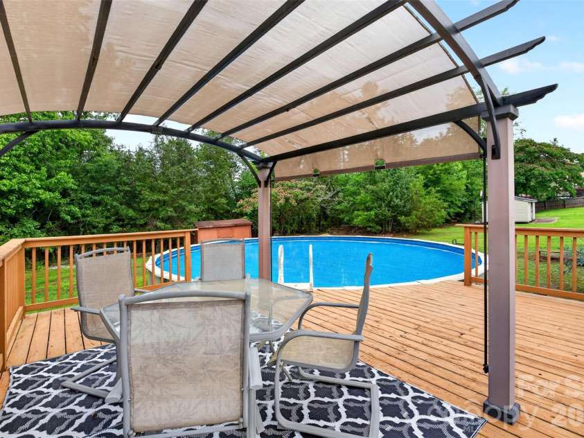 109 Woodruff Court, Moore, SC 29369.  MLS# CAR4388403, YatesRealty ID 37570. 