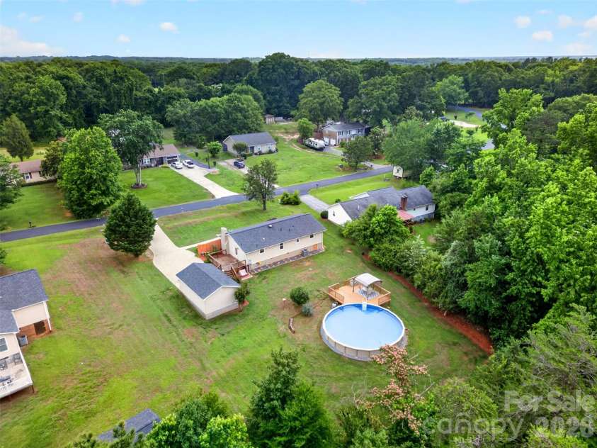 109 Woodruff Court, Moore, SC 29369.  MLS# CAR4388403, YatesRealty ID 37570. 